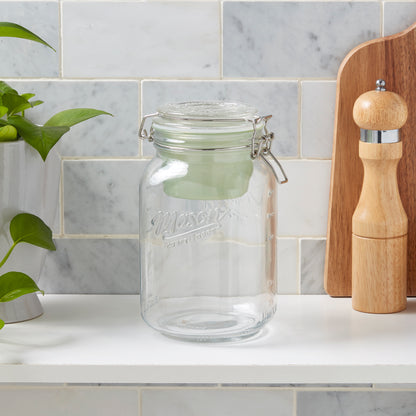 Large Airtight Glass Food-to-Go Clamp Jar, 1.5 Liter